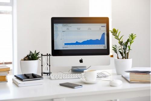 computer desktop desk ecommerce analysis