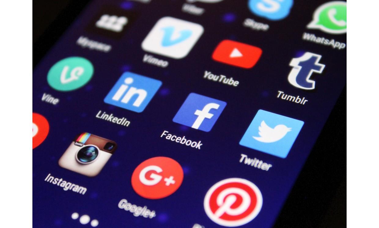 mobile computer apps accounts button