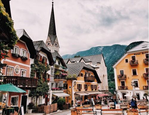 building hallstatt austria
