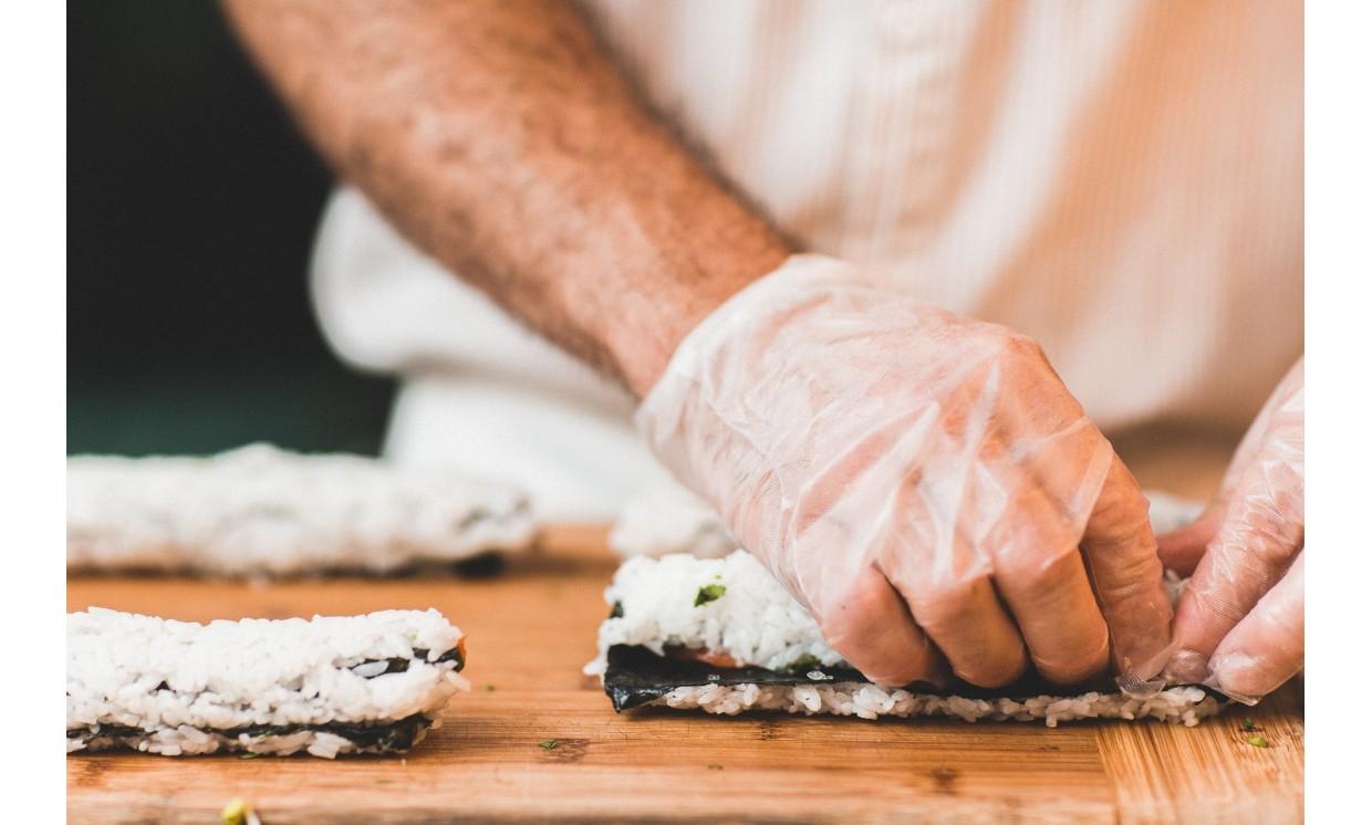 restaurant sushi chef