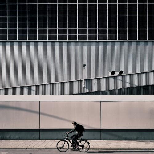 building bike wall
